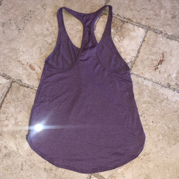 Lululemon Razorback Tank Top - Picture 2 of 2